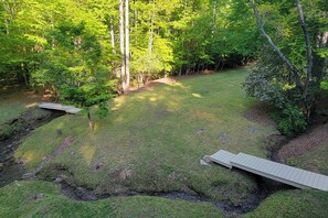 House (2 Bedrooms) | Interior - Creekside Cabin in Franklin ~ 8 Mi to Downtown! (Franklin)