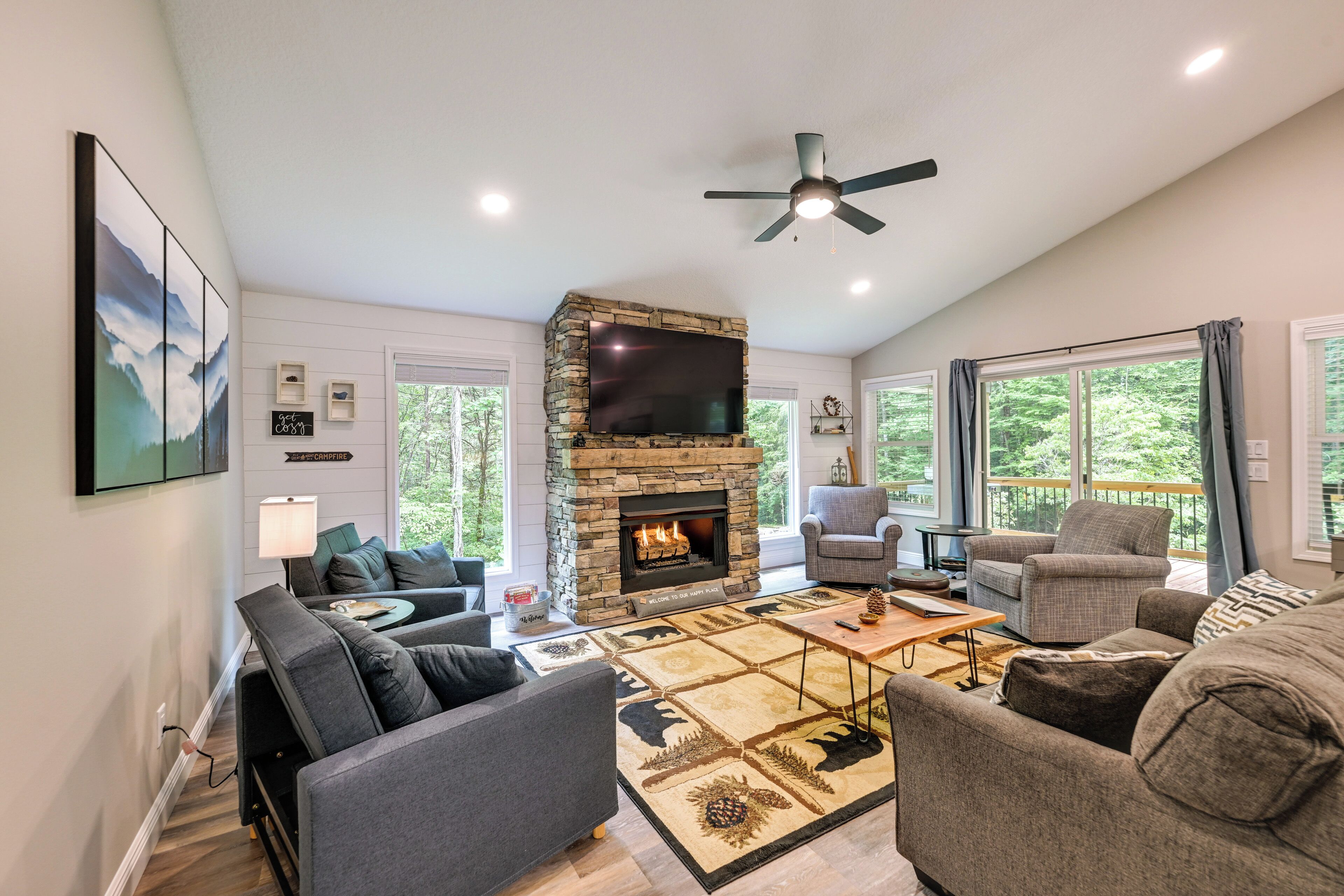 House (2 Bedrooms) | Interior