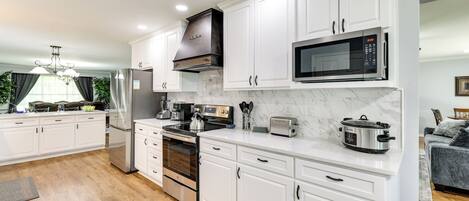 House (4 Bedrooms) | Interior