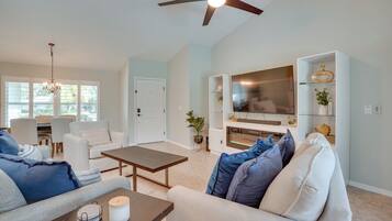 House (3 Bedrooms) | Interior