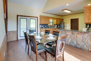 House (3 Bedrooms) | Interior - Pet-friendly Jefferson Home Near Lake O the Pines (Jefferson)