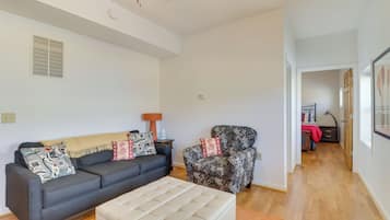 Apartment (1 Bedroom) | Interior