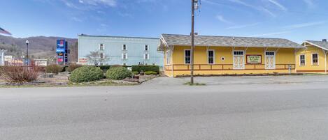 Apartment (1 Bedroom) | Interior