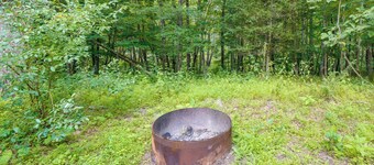Marlinton Cabin Rental w/ Greenbrier River Access!