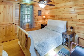 House (1 Bedroom) | Interior - Marlinton Cabin Rental w/ Greenbrier River Access! (Marlinton)