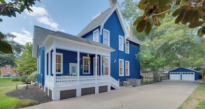 WFH Friendly: Abode w/ Balcony in Columbus!