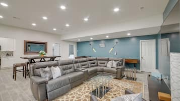 Nhà (5 Bedrooms) | Mặt tiền nơi lưu trú