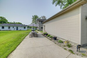 Interior - Lakefront Jackson Vacation Rental w/ Shared Yard (Jackson)