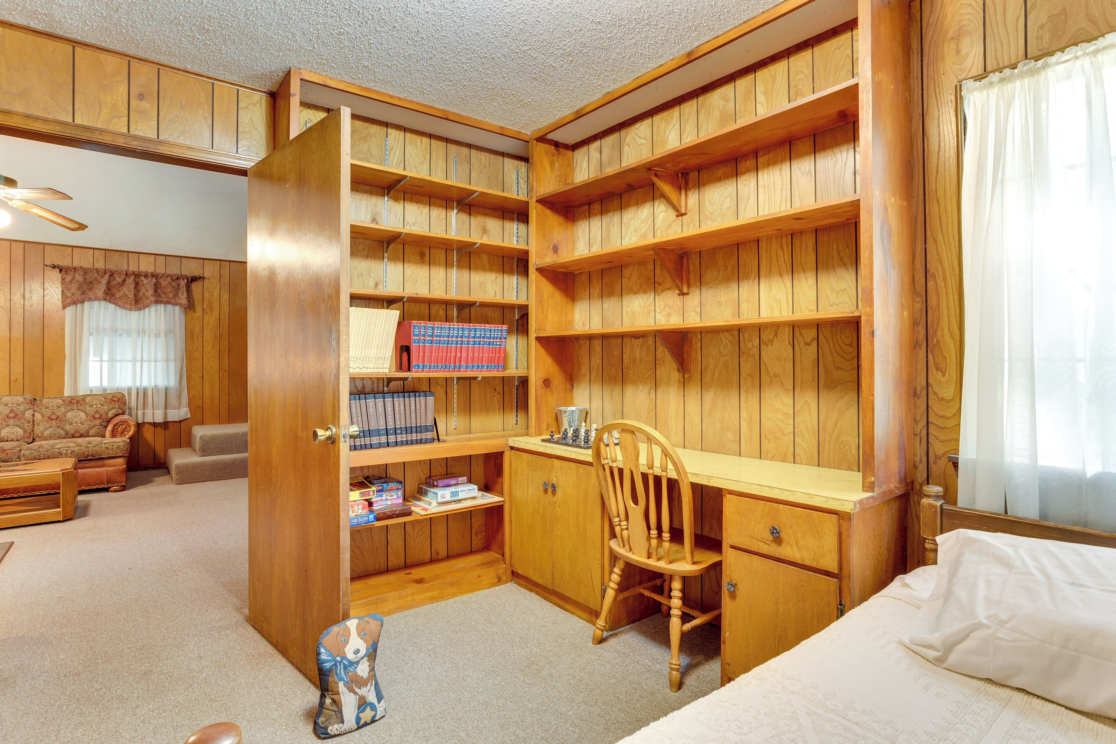 House (4 Bedrooms) | Interior