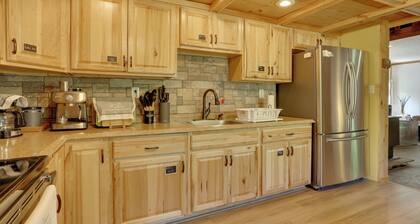 Private Cabin Rental in the Catskill Mountains!