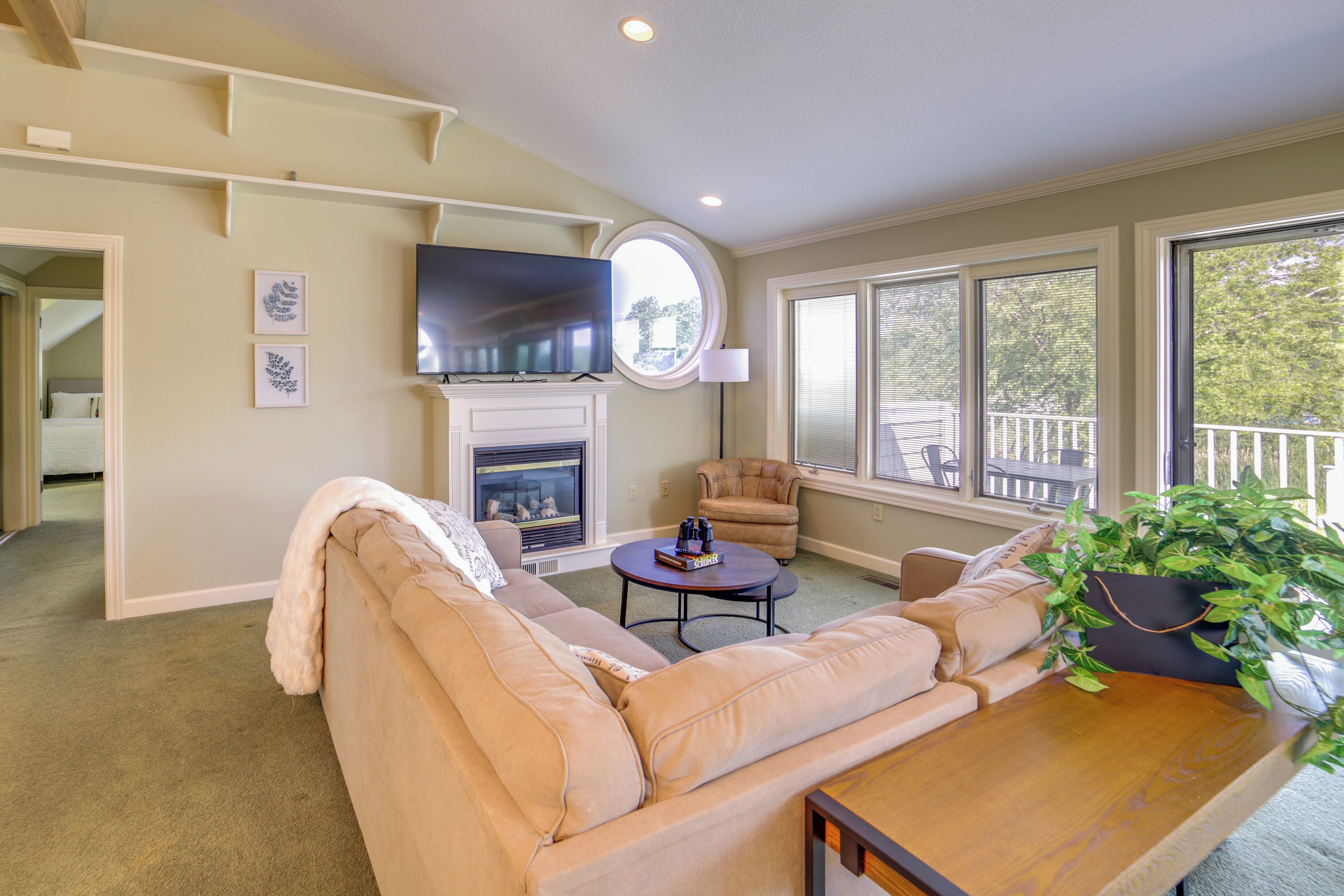 House (2 Bedrooms) | Interior