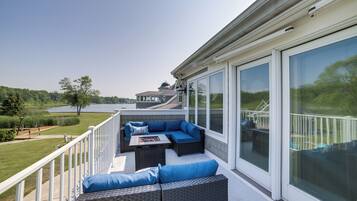 Casa (2 Bedrooms) | Interior