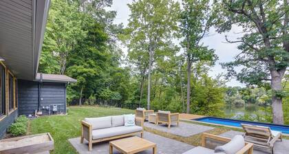 Riverfront Appleton Home With Pool & Boat Dock!