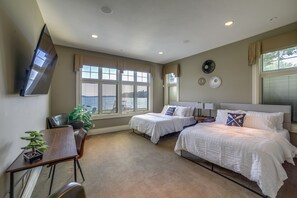 House (2 Bedrooms) | Interior - Jackson Lakefront Getaway: Boat Dock, Porch, Patio (Jackson)