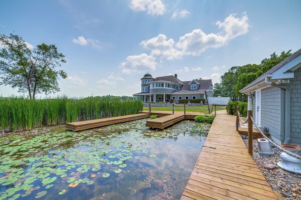 Interior - Jackson Lakefront Getaway: Boat Dock, Porch, Patio (Jackson)