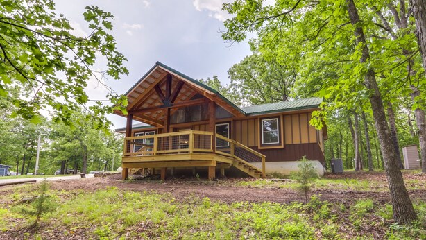 Exterior - Pittsburg Cabin w/ Grill & Fire Pit! (Pittsburg)