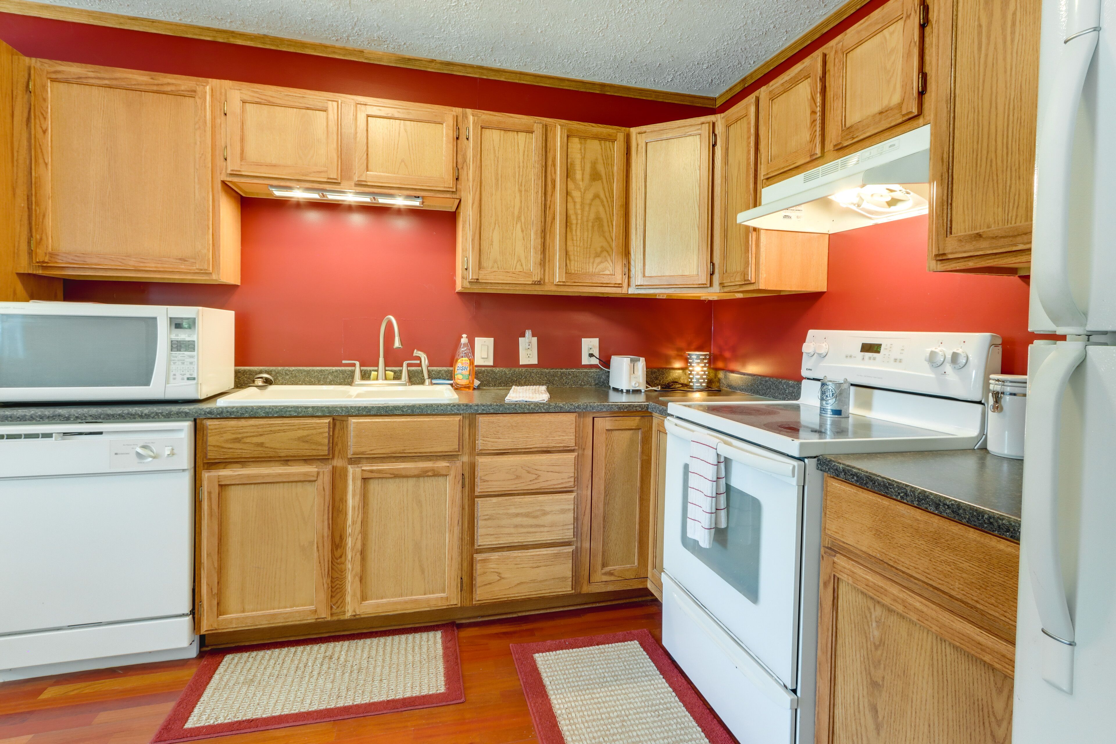 微波爐、烤箱、爐台、洗碗機