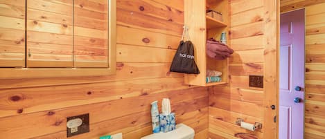 House (1 Bedroom) | Interior