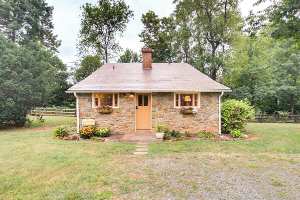 Chaumière (0 Bedroom) | Façade de l’hébergement 