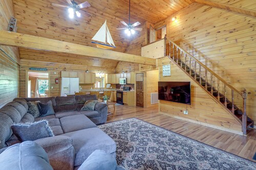 Secluded Harrison Retreat Near Buffalo Natl River