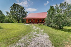 House (3 Bedrooms) | Interior - Secluded Harrison Retreat Near Buffalo Natl River (Harrison)