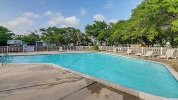 Apartment (0 Bedroom) | Bahagian dalam