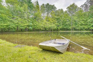 Apartment (2 Bedrooms) | Interior - Ambient Manchester Abode w/ Deck & Pond! (Manchester Center)