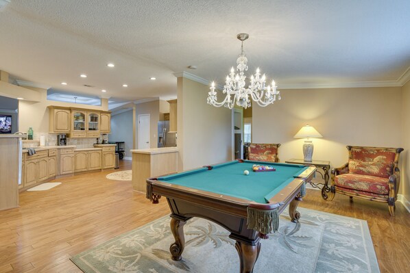 House (4 Bedrooms) | Interior - Waterfront Georgetown Retreat on Lake George! (Georgetown)