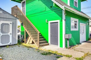 Apartment (0 Bedroom) | Interior - Walkable Paradise: Downtown Puyallup Studio! (Puyallup)