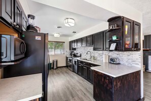 House (Multiple Bedrooms) | Interior