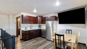 House (Multiple Bedrooms) | Interior