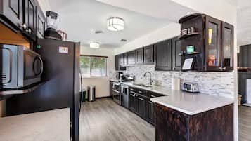 House (Multiple Bedrooms) | Interior