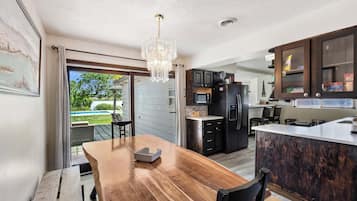 House (Multiple Bedrooms) | Interior