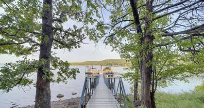 Lake Eufaula Retreat w/ Boat Slip & Fireplace!