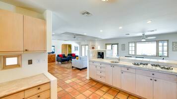 House (2 Bedrooms) | Private kitchen | Microwave, oven, stovetop, dishwasher