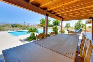 Outdoor dining - Chic Borrego Springs Home w/ Outdoor Oasis! (Borrego Springs)