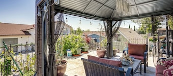 Lush Vallejo Cottage - 20 Mi to Napa Wineries