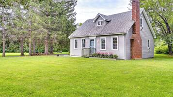 Rumah (4 Bedrooms) | Bagian depan properti