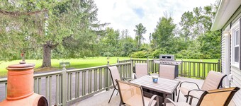 Charming East Durham Home - 2 Mi to Water Park