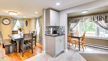 Rumah (4 Bedrooms) | Interior