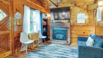 House (1 Bedroom) | Interior