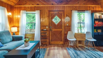 House (1 Bedroom) | Interior