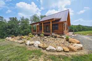 House (3 Bedrooms) | Front of property