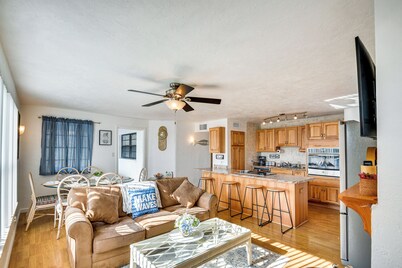 Ormond Beach Home: Walk to Community Beach!