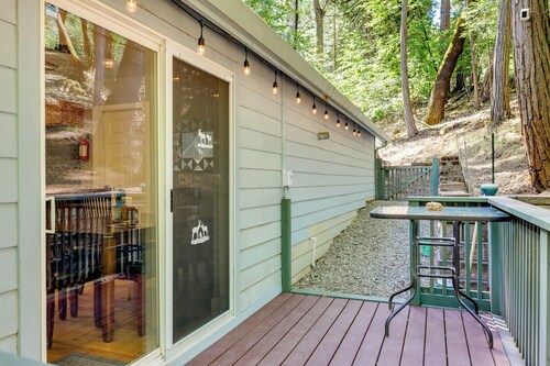 Near Dtwn: Twain Harte Home w/ Furnished Deck!