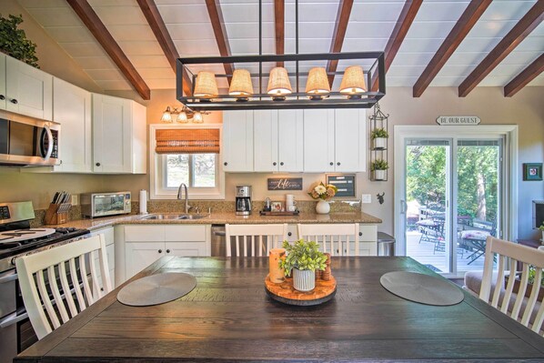Cottage (2 Bedrooms) | Interior