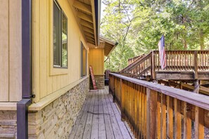 Interior - Cozy Mi-wuk Village Cabin w/ Deck! (Mi-Wuk Village)