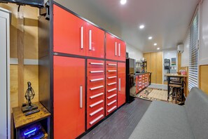 Apartment (0 Bedroom) | Interior - Carbonado Studio w/ Deck & Blackstone Griddle! (Carbonado)