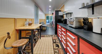 Carbonado Studio w/ Deck & Blackstone Griddle!