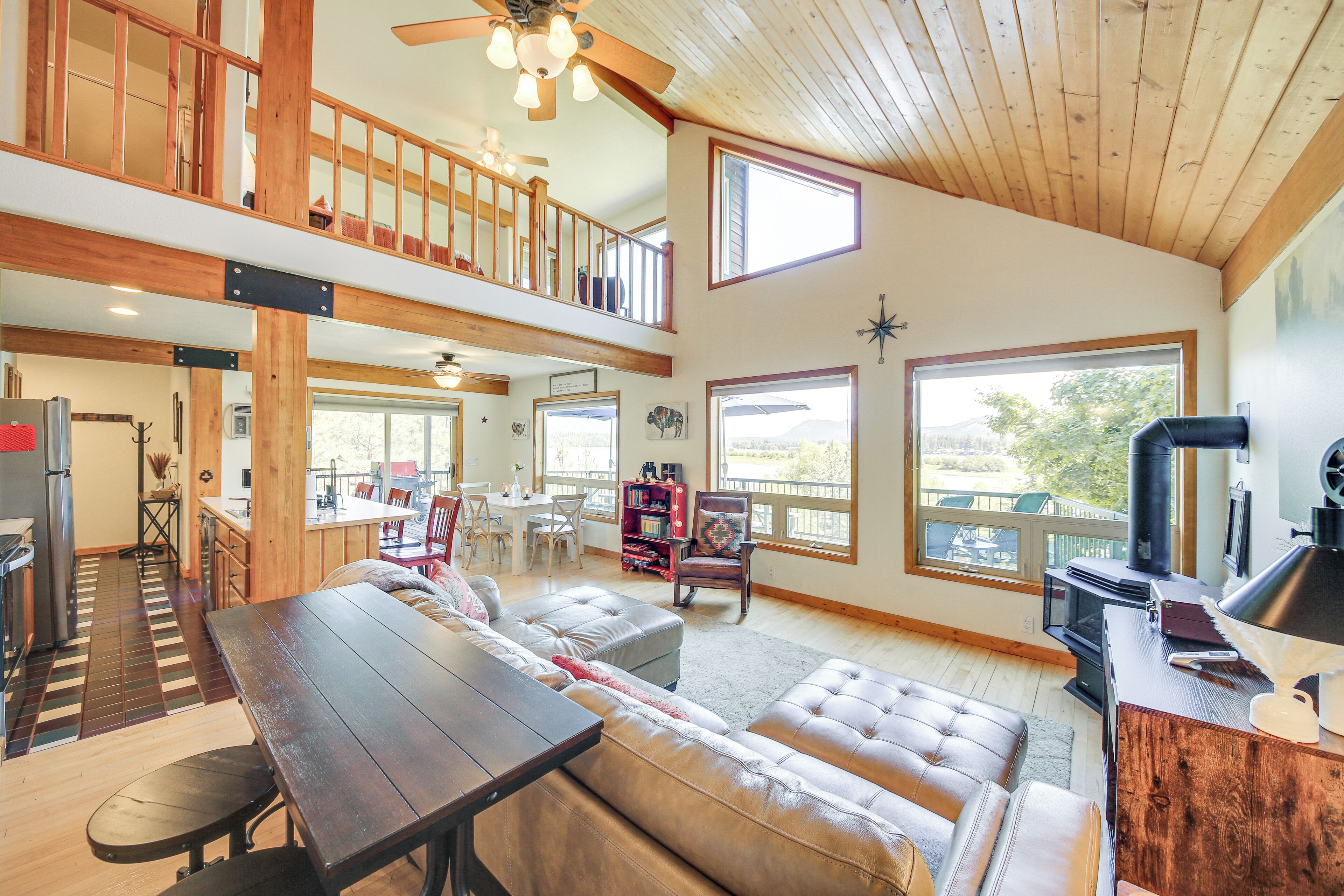 House (2 Bedrooms) | Interior